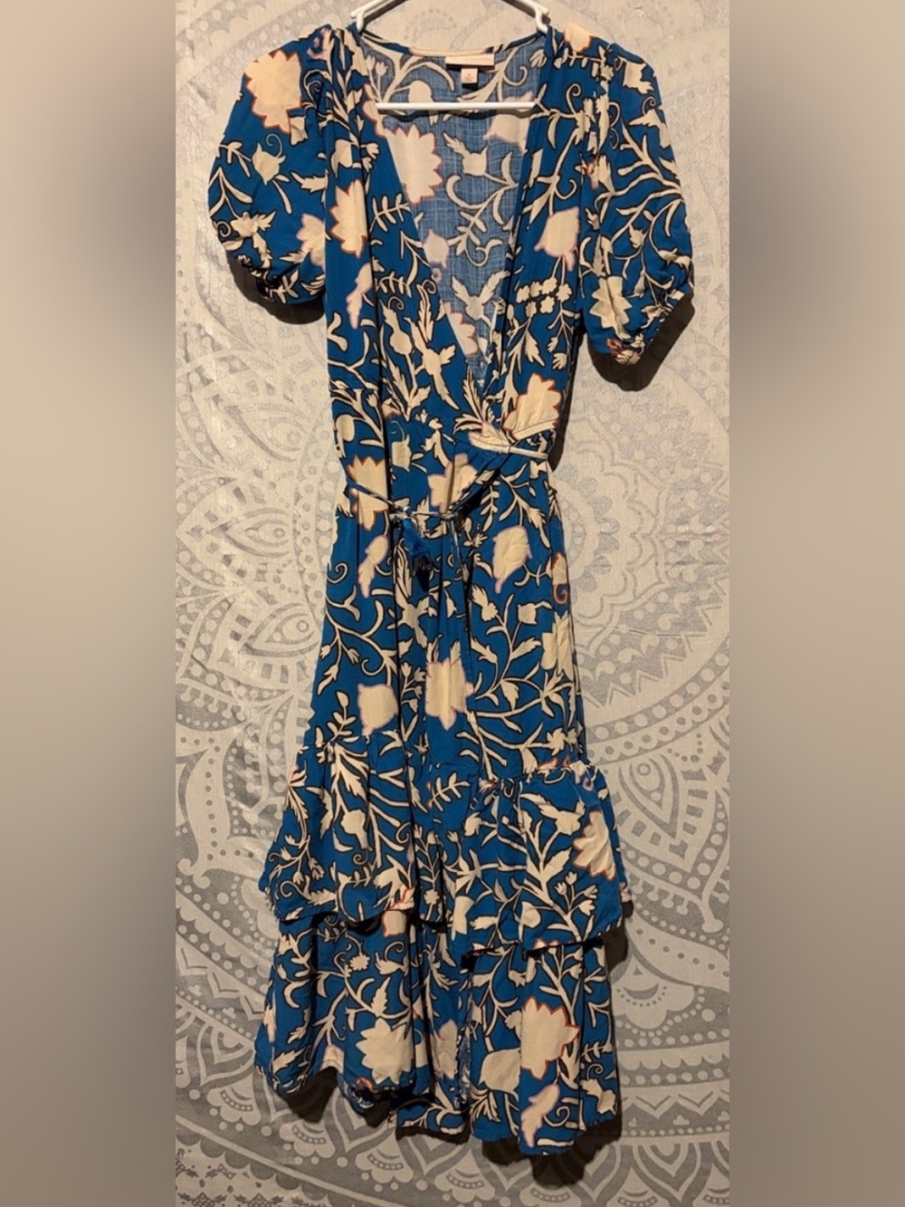 💙 Knox Rose Blue/Cream Floral Puff Sleeve Wrap Tiered Midi Dress | Size M ✨